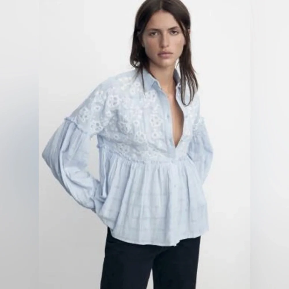 Zara Women’s S Light Blue Floral Embroidered Cotton Pleated Boho Baby Doll Top